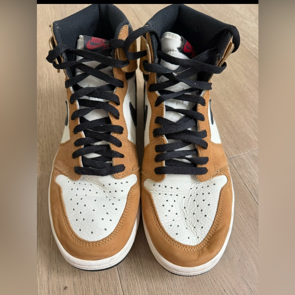 AIR JORDAN 1 RETRO HIGH OG “Rookie of the Year" Size 12